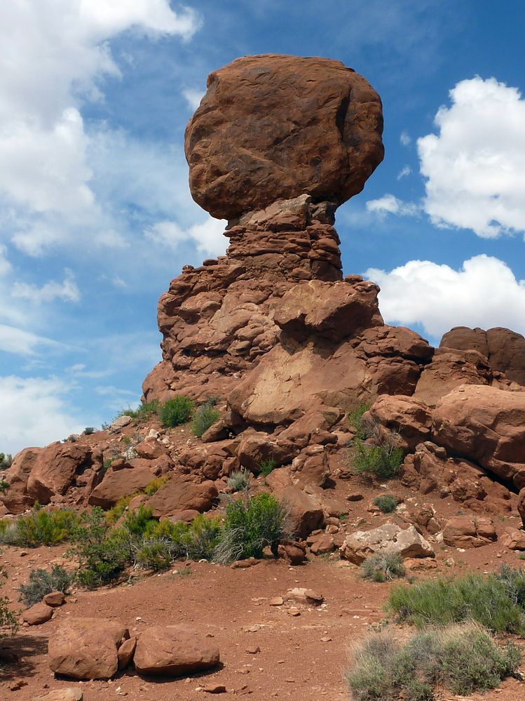Arches NP Balanced Rock (6).JPG